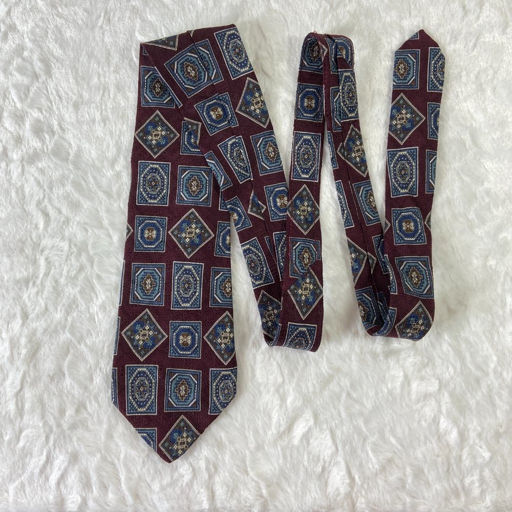 Vintage Countess Mara 100% Silk  Mens Tie Designer Abstract Unique Pattern USA